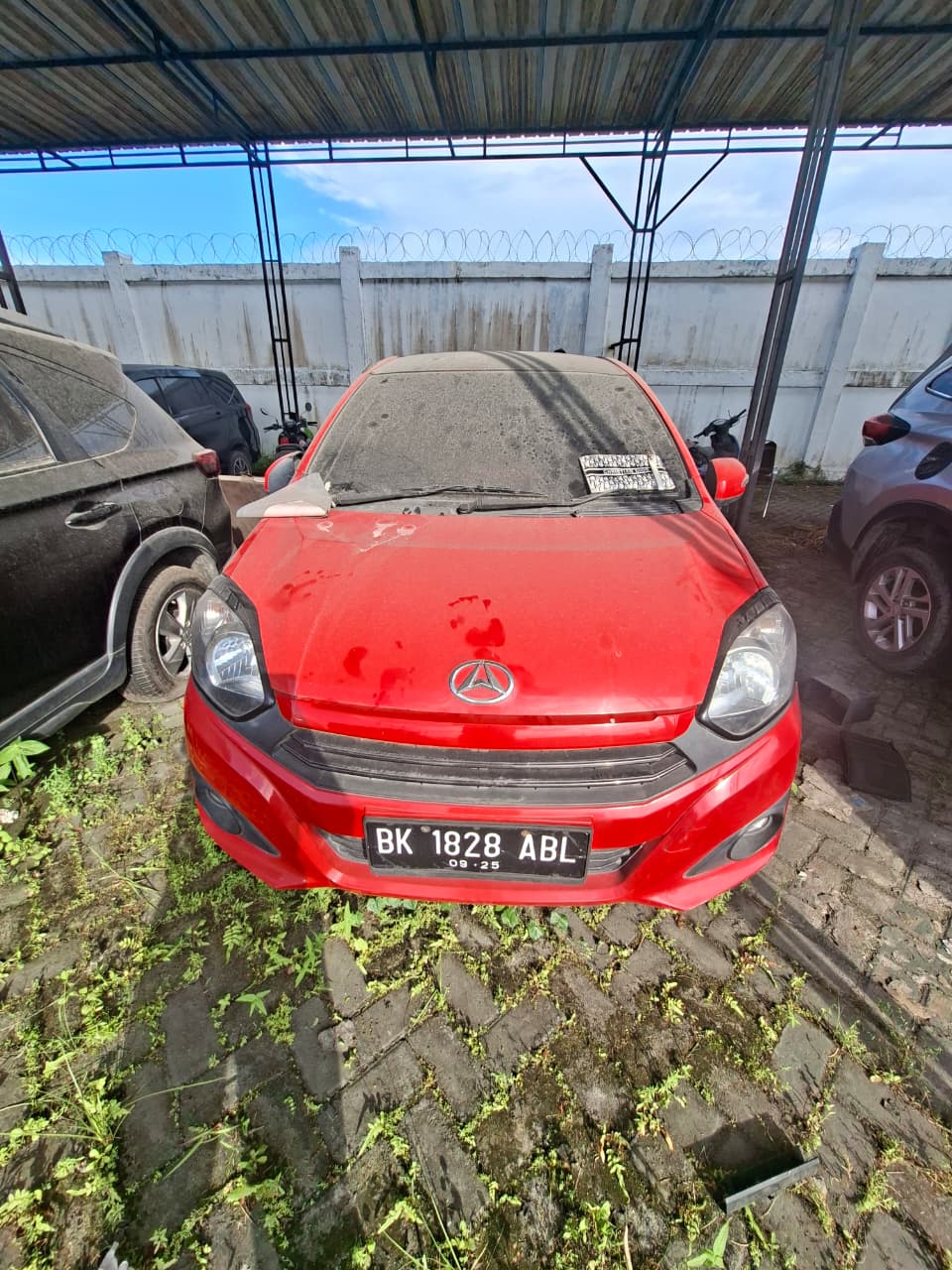 Mobil merk Daihatsu Ayla