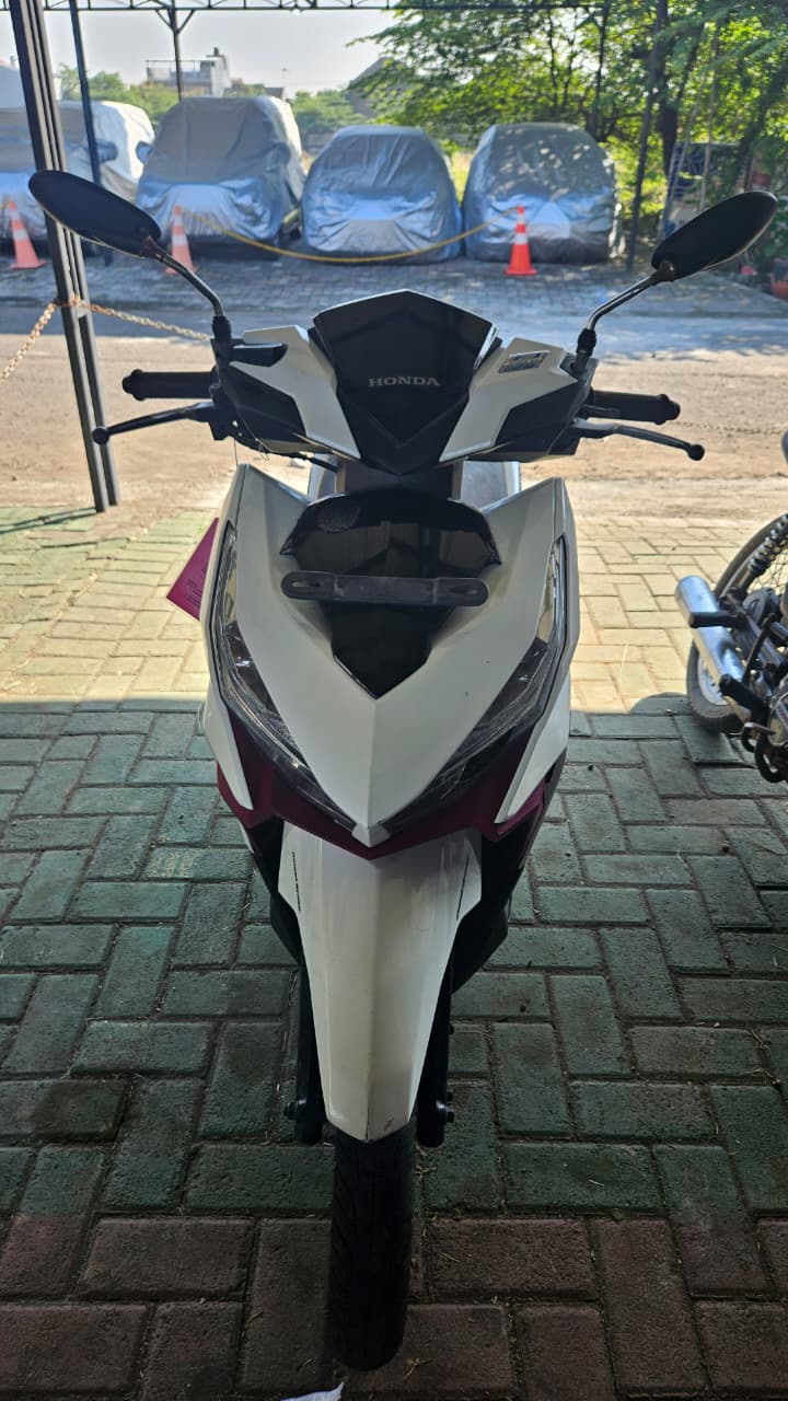 Sepeda Motor Honda Vario 