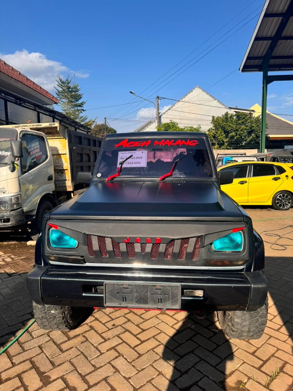 Mobil Daihatsu F78 ROCKY
