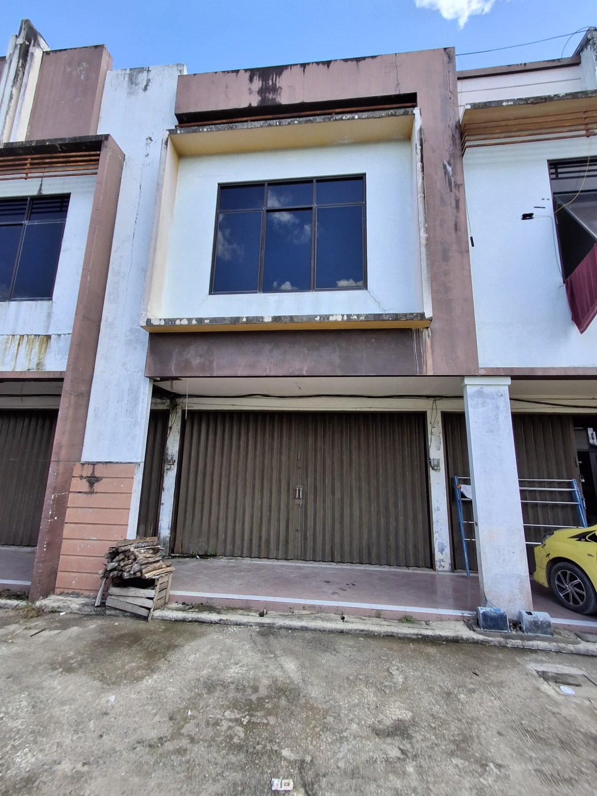 1 bidang tanah dengan total luas 90 m2 berikut bangunan di Kab. Berau
