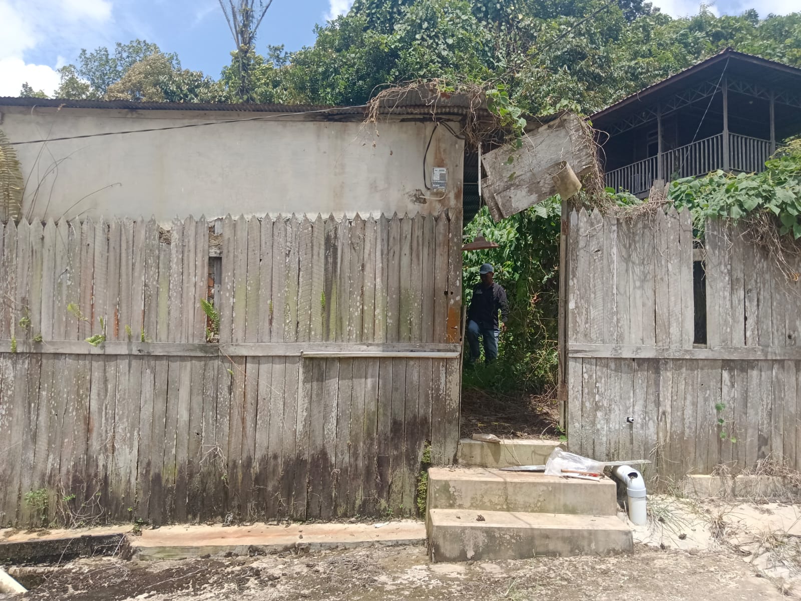 Tanah dan Bangunan Rumah Luas 506 M²