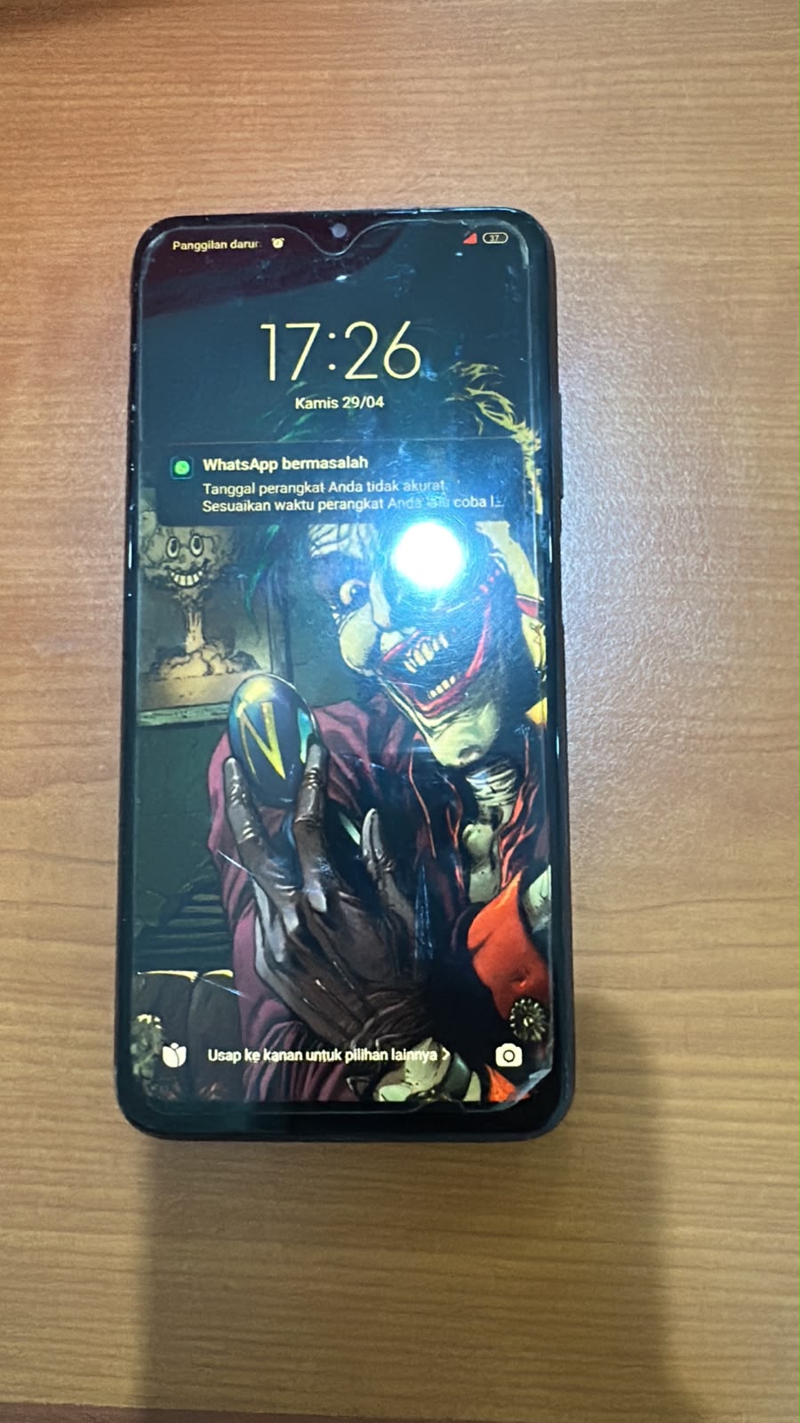 Handphone Merk Redmi 9T warna Abu-Abu dengan nomor sim card 089644804172.