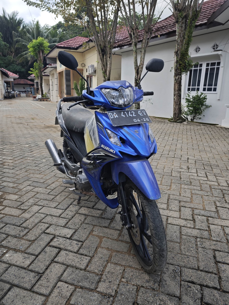 Kendaraan Roda 2 Sepeda Motor Suzuki Shogun Axelo