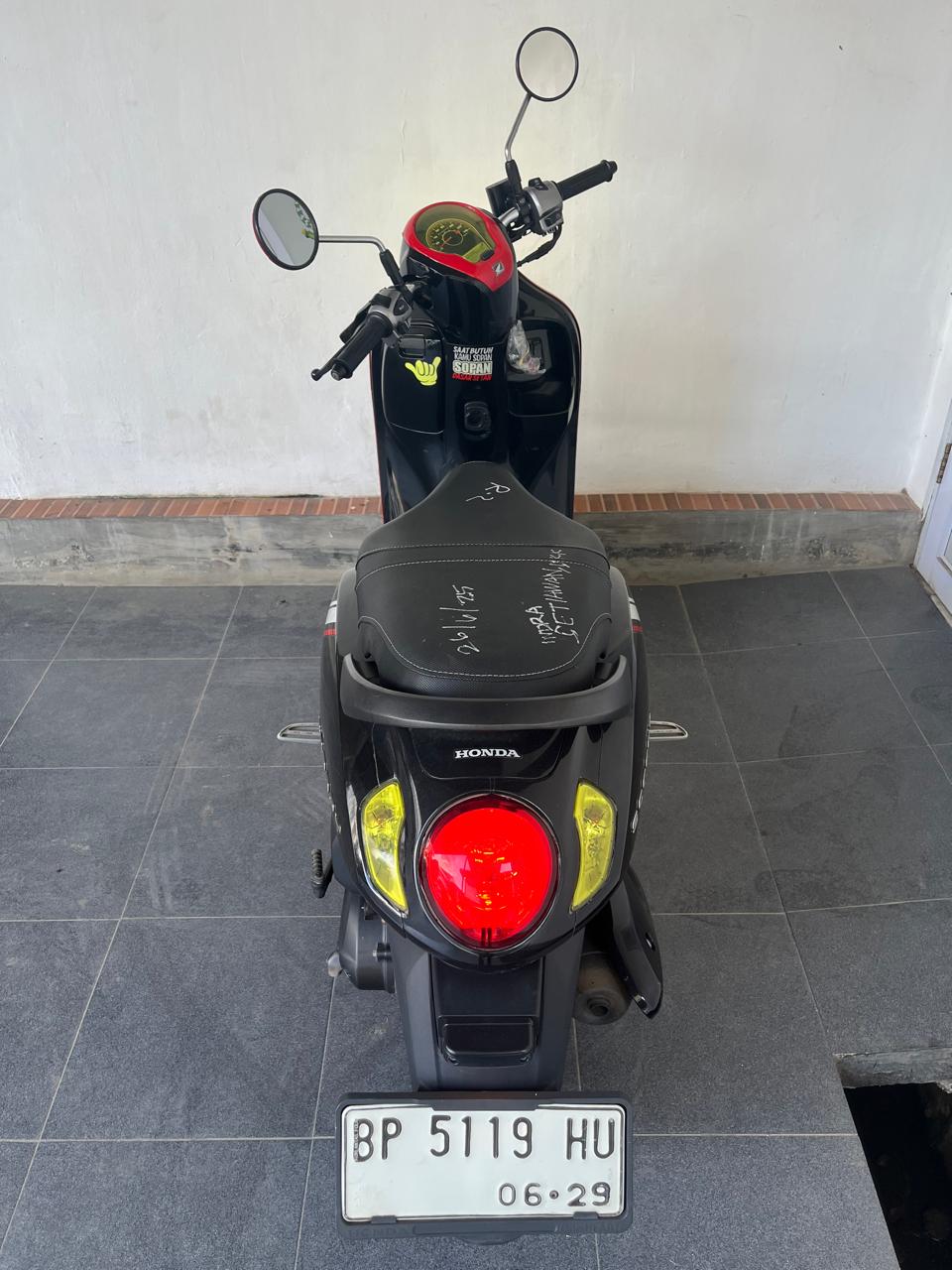 Detail Aset