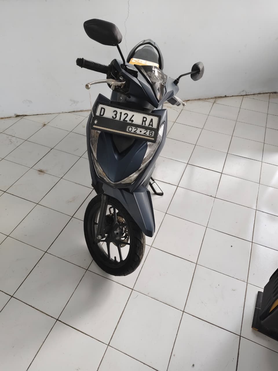  kendaraan R2 Merk Honda,    Type: H1B02N42L0 A/T, Warna Biru, Noka: MH1JM9135PK055381, Nosin: JM91E3052786;