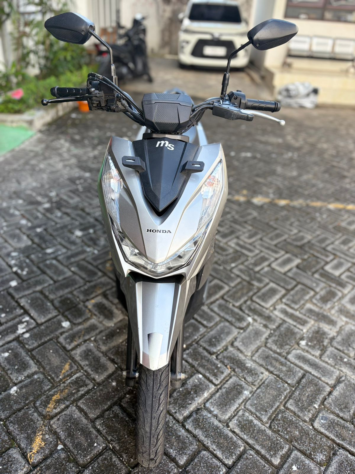 Detail Aset