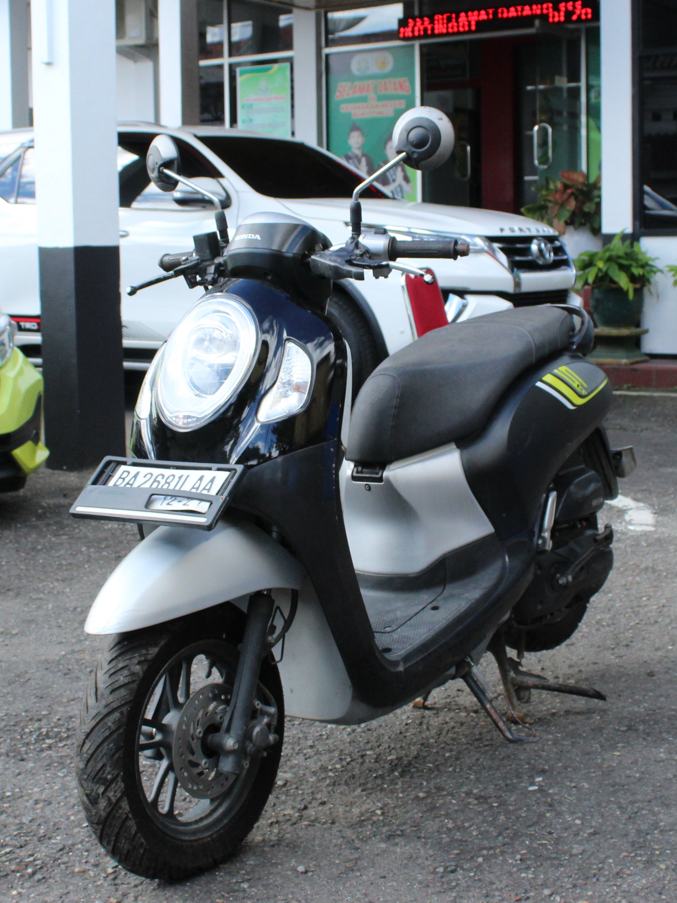 Detail Aset