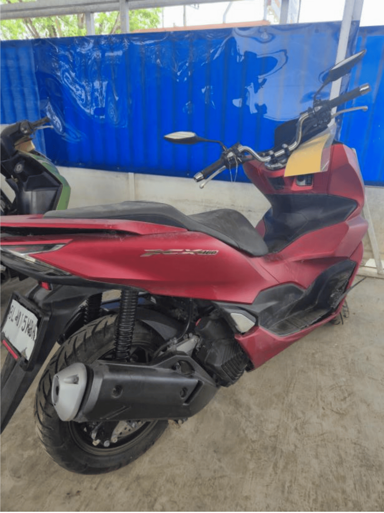 1 (satu) unit sepeda motor merk honda PCX warna merah nomor polisi BL 4015 KBH