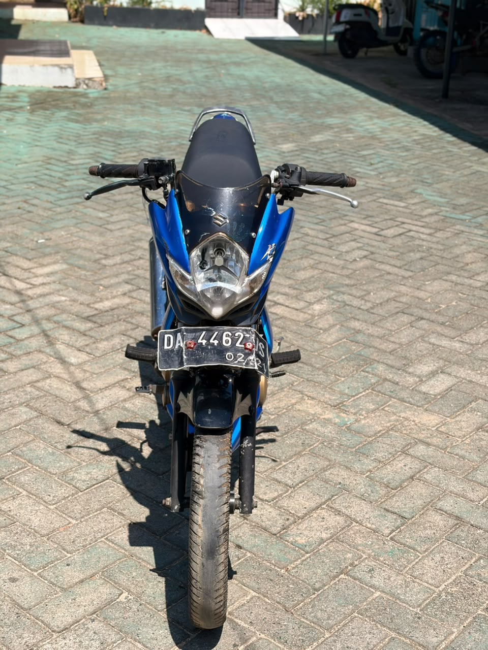 Sepeda Motor Suzuki F