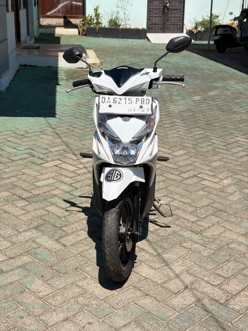 Sepeda Motor Honda Beat