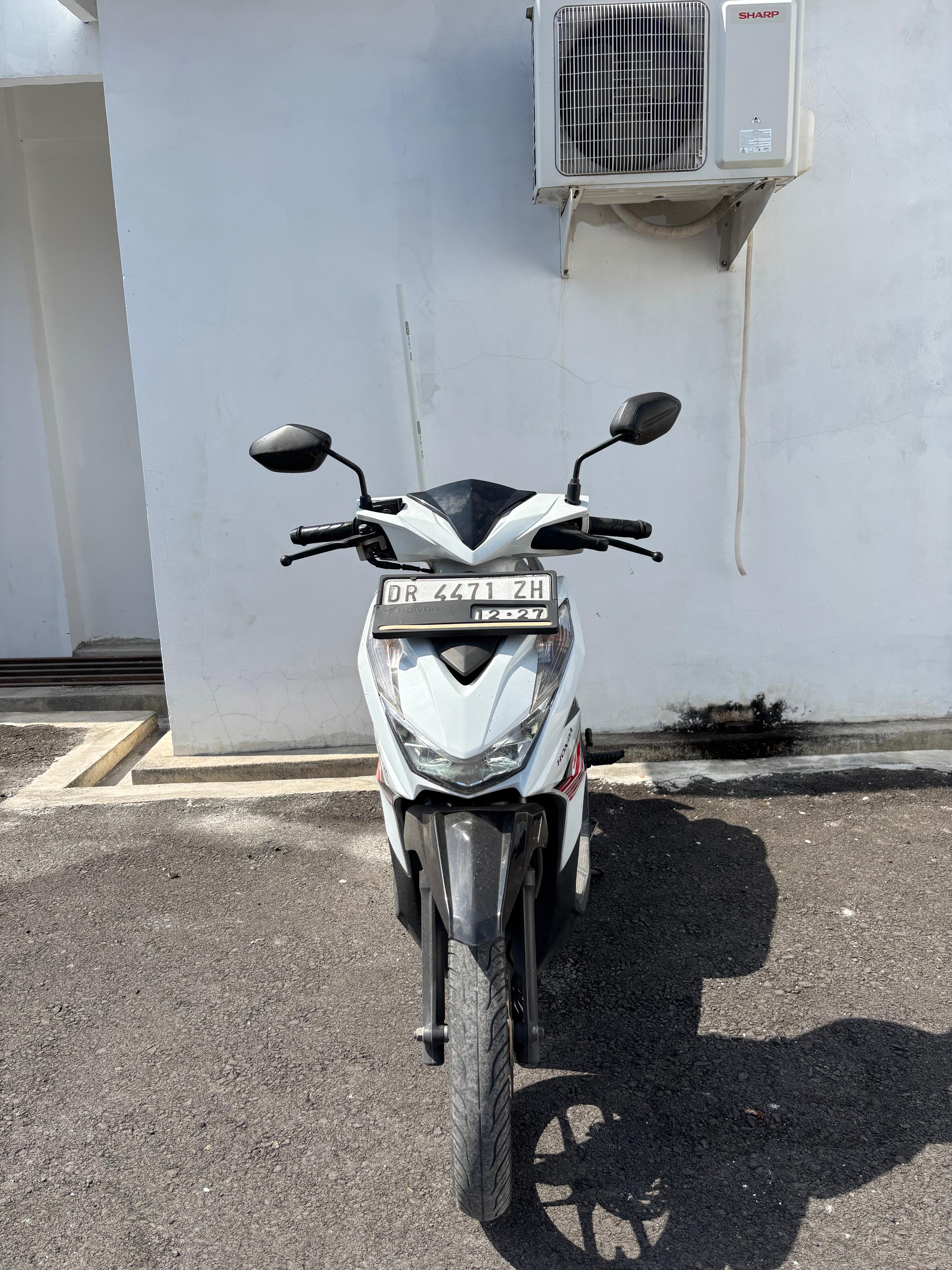 HONDA BEAT PUTIH 2022