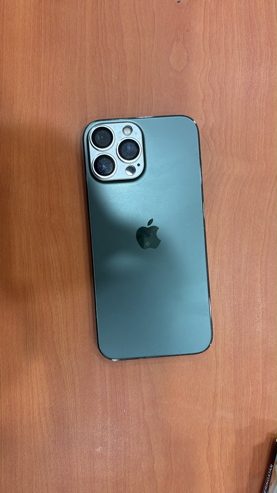 1 (Satu) buah Handphone merk Iphone type 13 Promax warna hijau dengan imei Nomor 35 859237 169763 6. Imei 2 Nomor 35 859237 154351