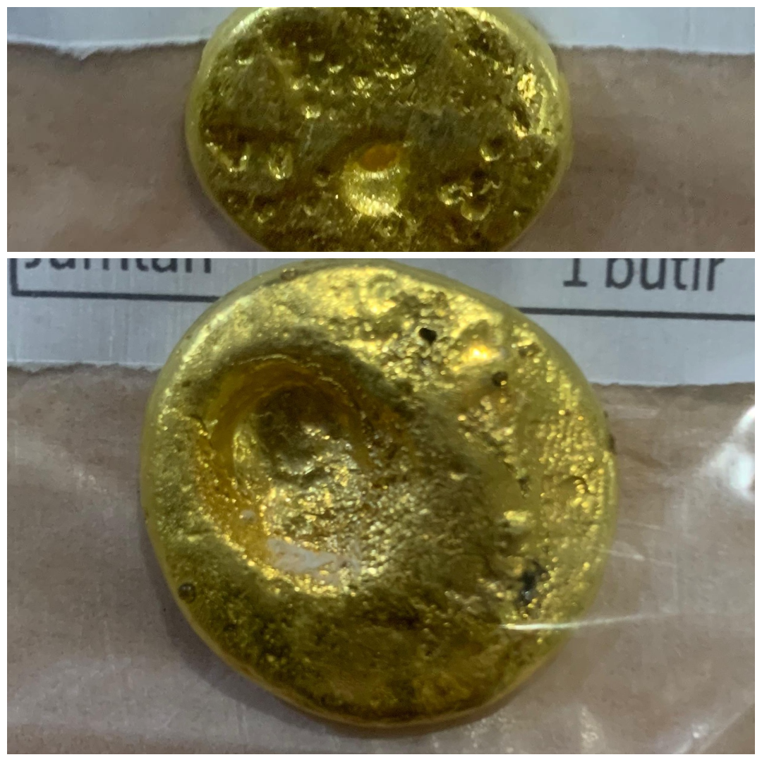 2 (dua) keping Emas